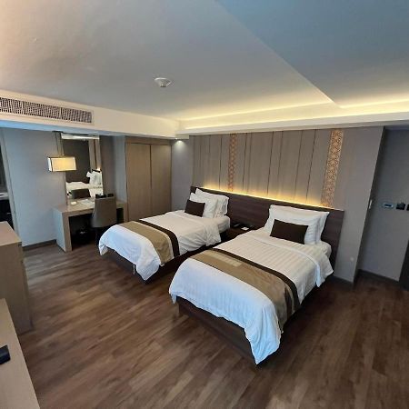 Arte Hotel - Sha Extra Plus Bangkok Kültér fotó