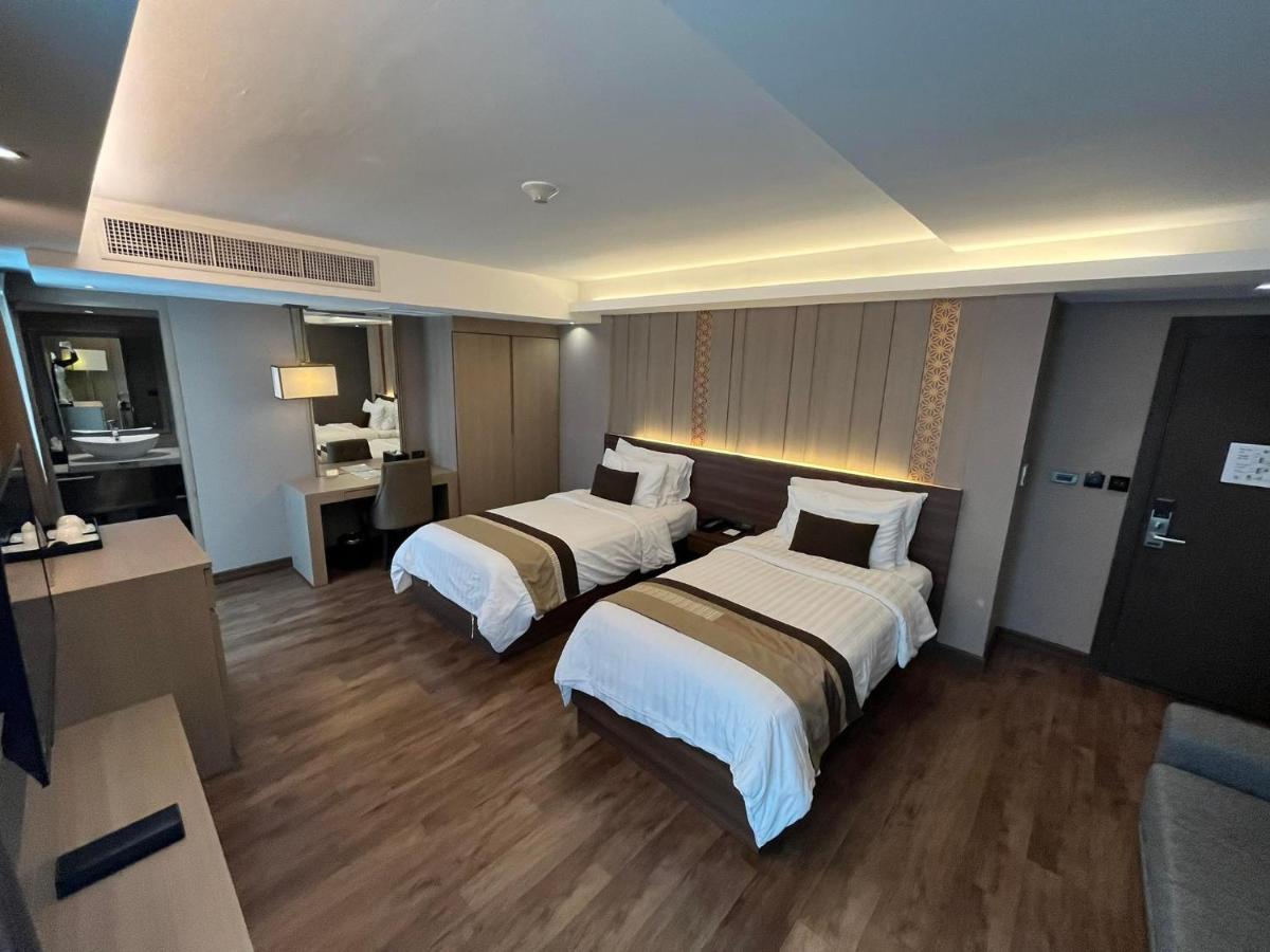 Arte Hotel - Sha Extra Plus Bangkok Kültér fotó