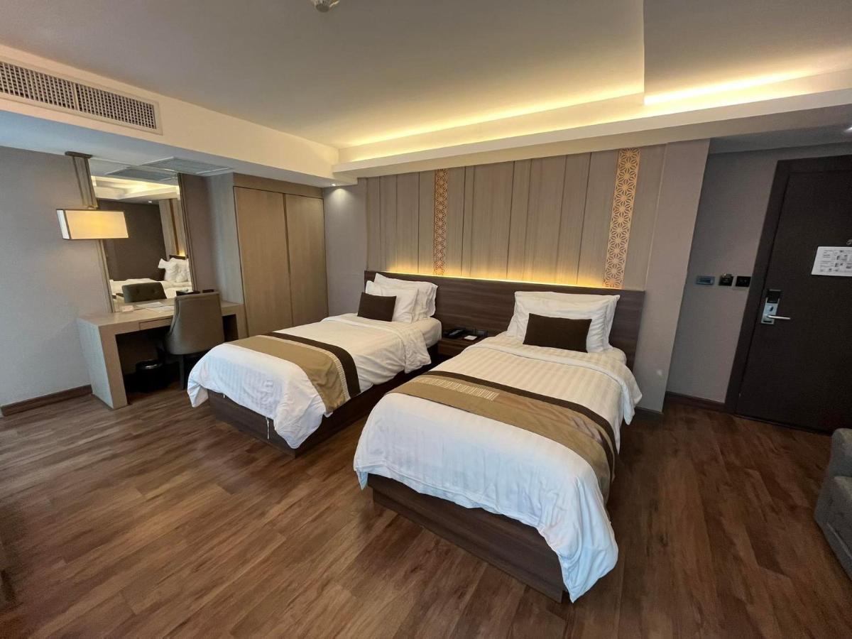 Arte Hotel - Sha Extra Plus Bangkok Kültér fotó
