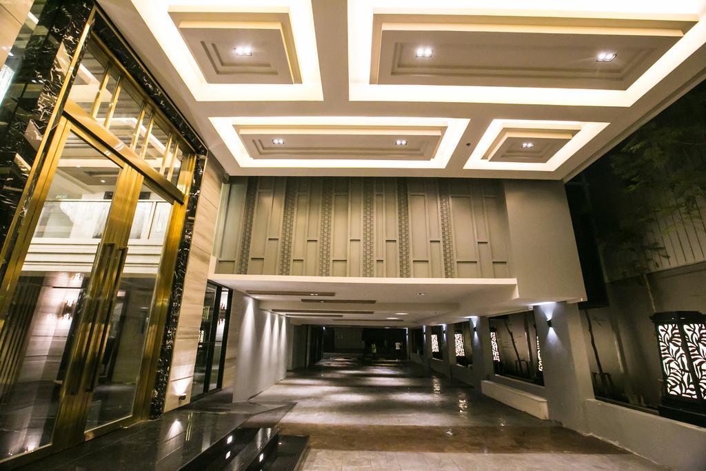 Arte Hotel - Sha Extra Plus Bangkok Kültér fotó