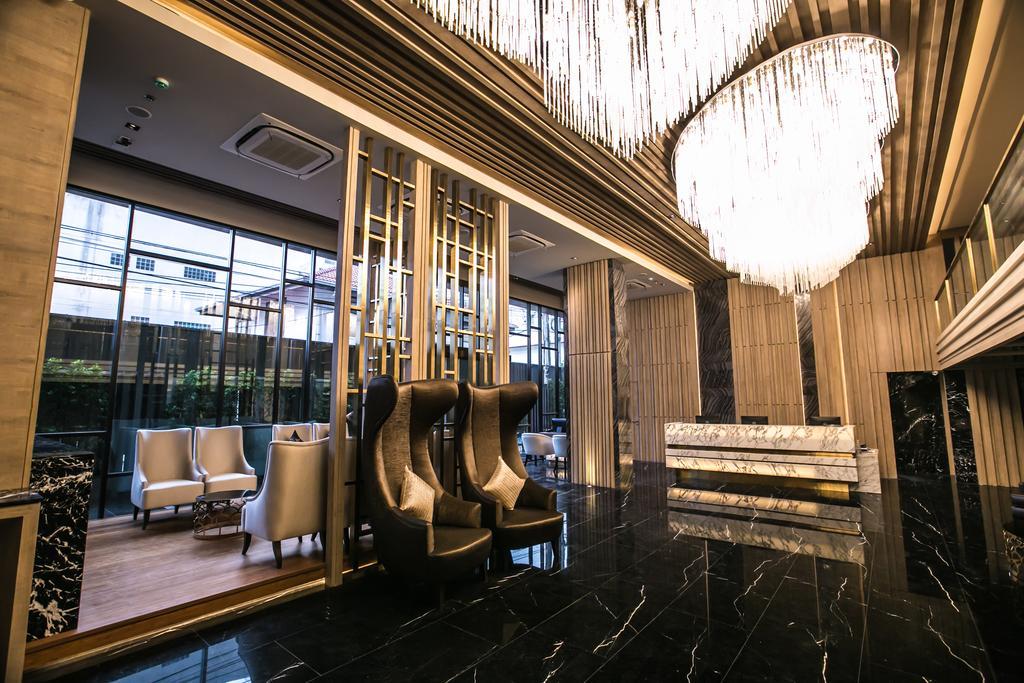 Arte Hotel - Sha Extra Plus Bangkok Kültér fotó