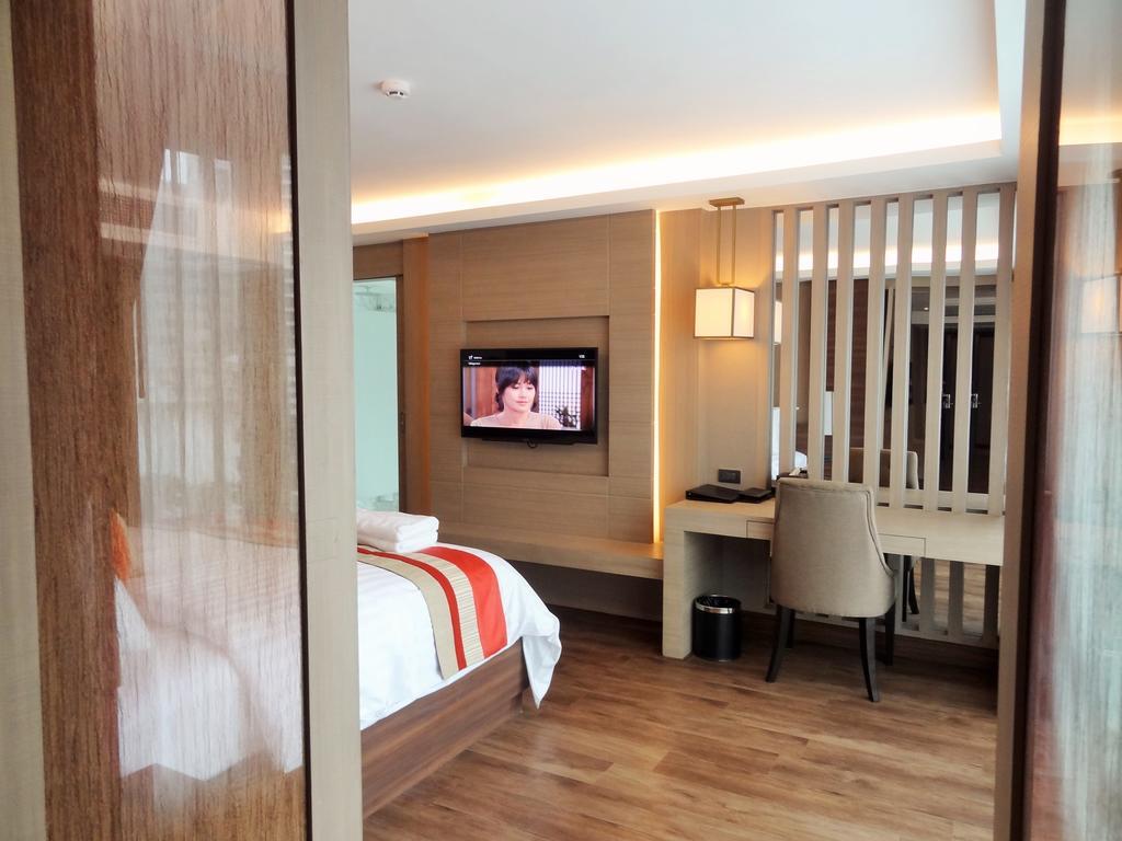 Arte Hotel - Sha Extra Plus Bangkok Kültér fotó