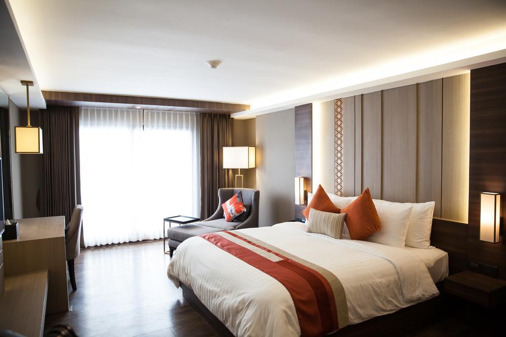 Arte Hotel - Sha Extra Plus Bangkok Kültér fotó